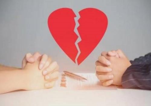 昆明侦探事务所：出轨方要净身出户吗